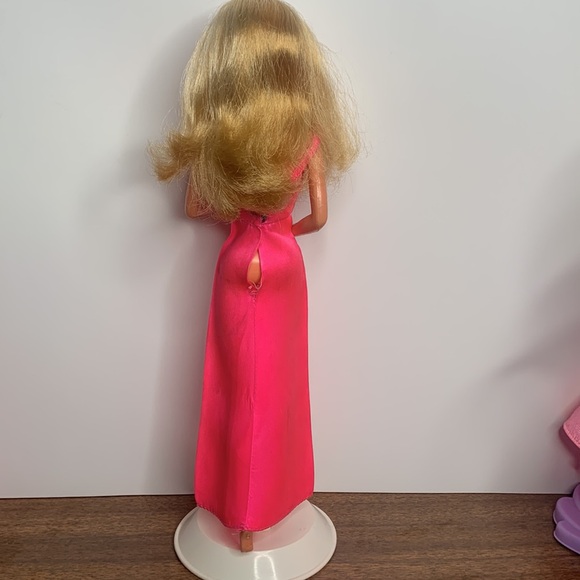 1977 Superstar Barbie for Sexy Older Sister - Picture 2 of 11